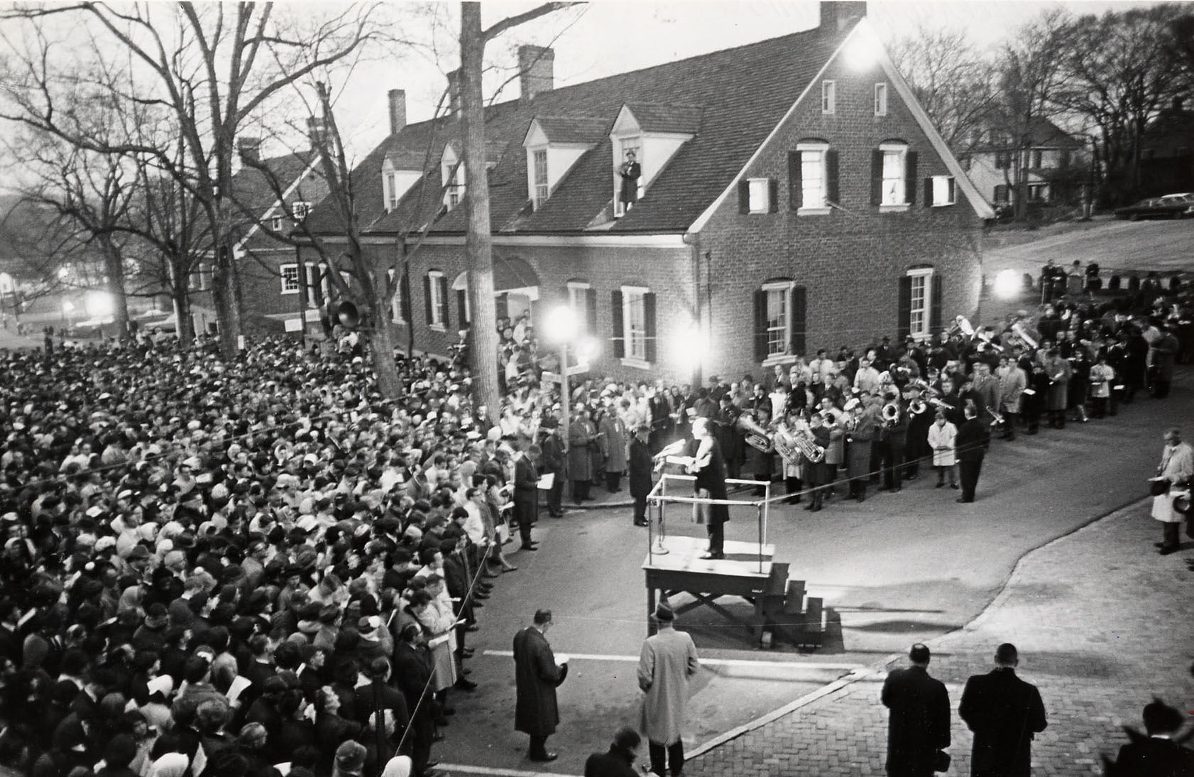 1966 SUNRISE SERVICE Jones